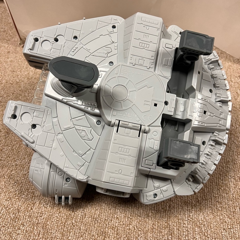 2011 Hasbro Star Wars Millennium Falcon Playskool Galactic Heroes Ship w Figures - Picture 10 of 11